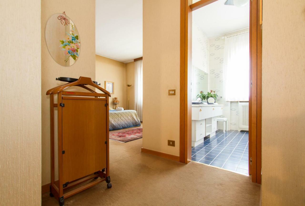 Appartamento Ampio E Indipendente Con Vista Giardino Paderno d'Adda Exterior foto